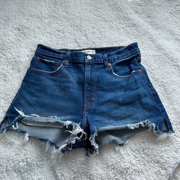 Abercrombie‎ & Fitch The Cut Off High Rise Sz 4 Medium Wash Jean Shorts - Picture 1 of 6